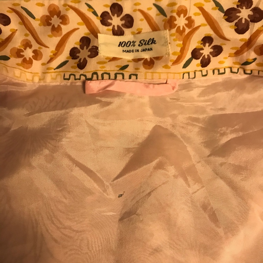 SOLD Vintage Silk Kimono Style Robe Made in Japan - Picture 2 of 8